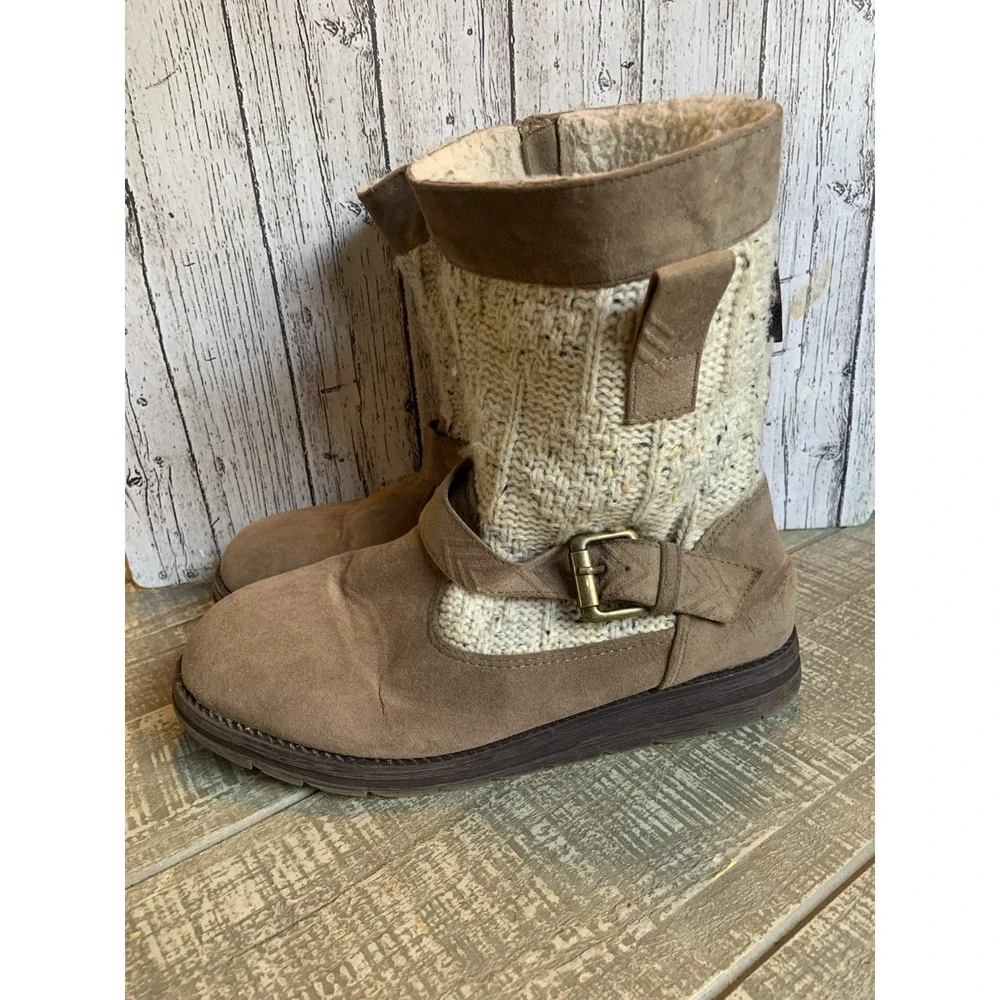 MukLuks Winter Boots Women's Size 7 Brown Faux Suede Crochet‎ Comfort Casual